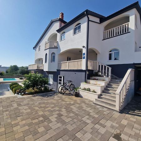 Kraj  Apartments Villa Lora מראה חיצוני תמונה