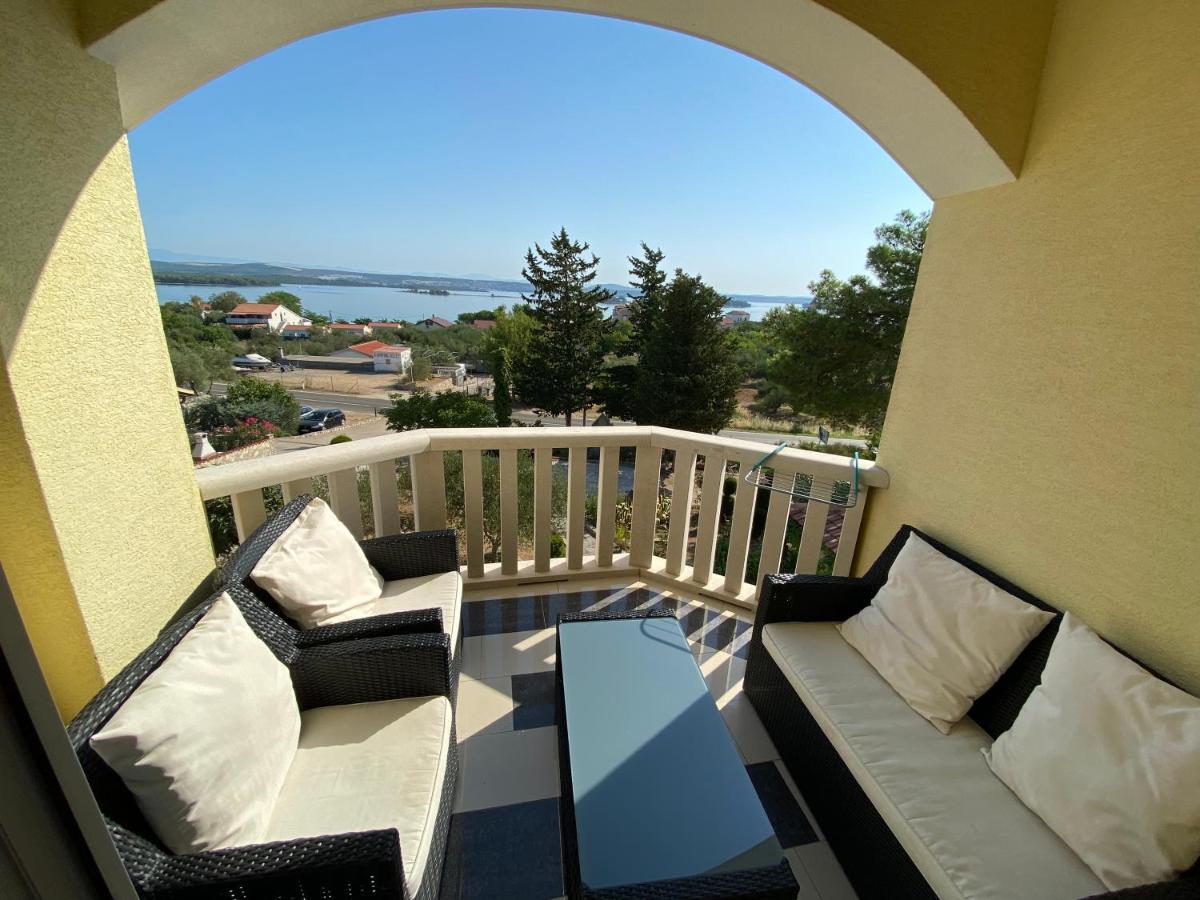 Kraj  Apartments Villa Lora מראה חיצוני תמונה